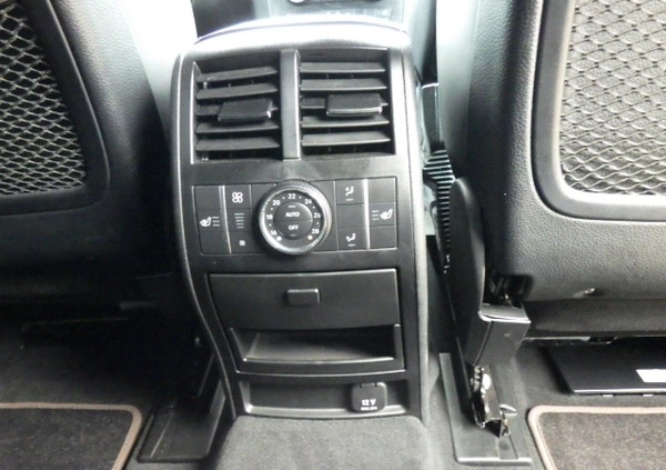 Mercedes-Benz GL cena 129900 przebieg: 66900, rok produkcji 2012 z Piaseczno małe 742